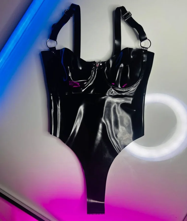 Латексный боди Straps Zipper